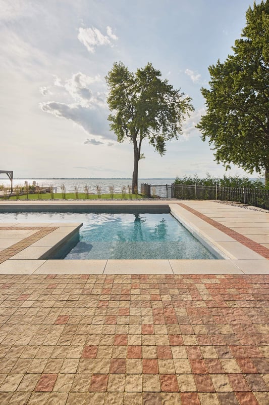 SQUADRA, SLATE, MERLOT [73.41 SF] | Techo-Bloc